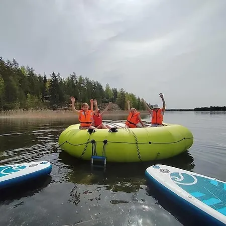 Viihtyisae Moekki Jaerven Rannalla アパート Sysmä