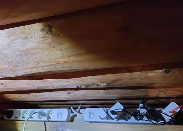 Viihtyisae Moekki Jaerven Rannalla Sysmä